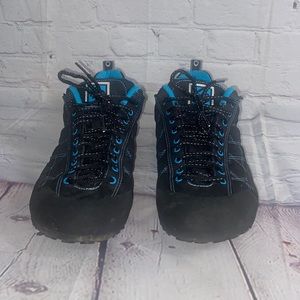 Black and Blue Men's Sneakers